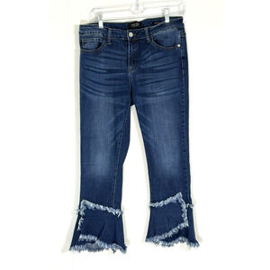 Judy Blue Crop Flare Fit Jeans Size 11/30 Stretch Raw Hem Hippie Boho JB8456